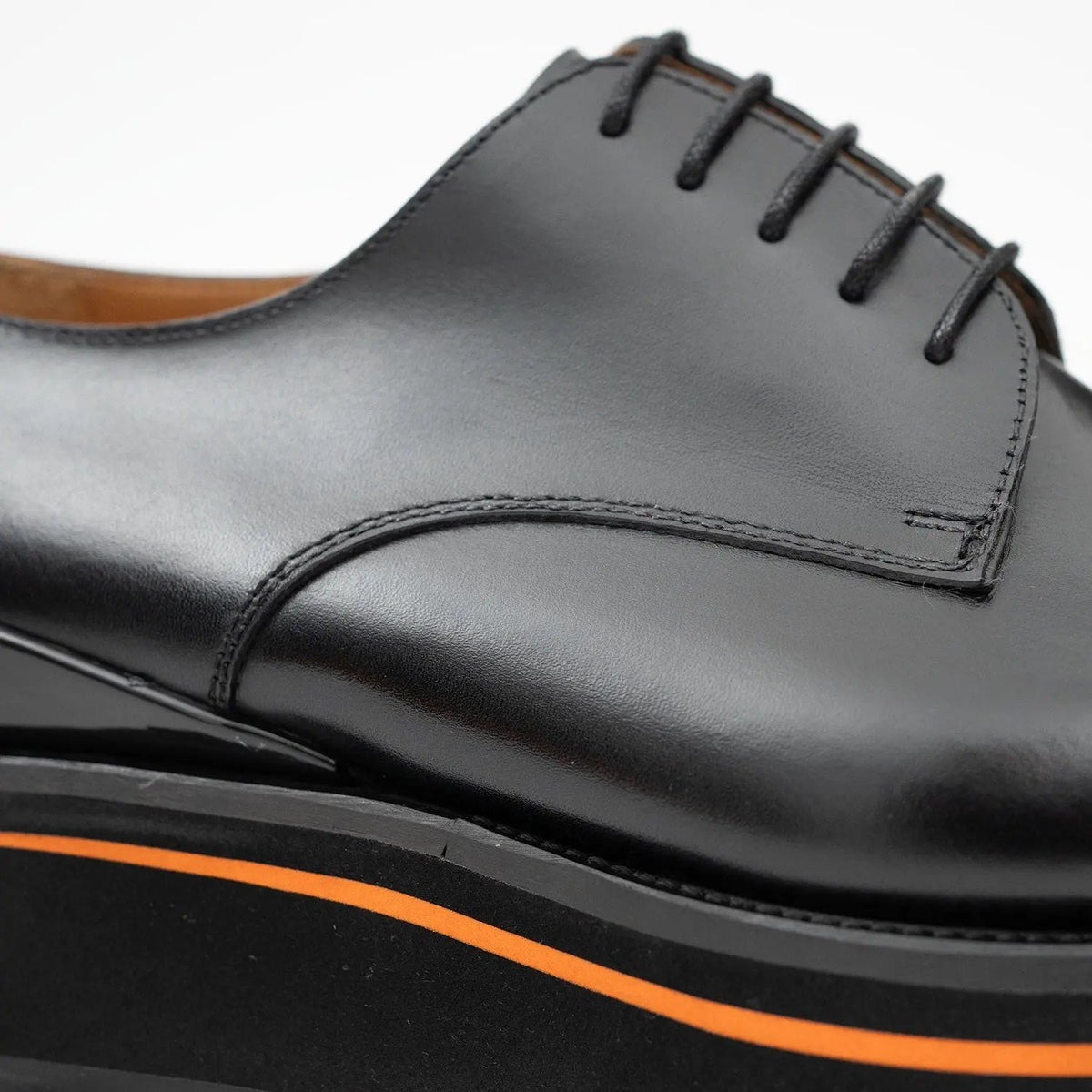Black Plain-Toe Derby Shoes with Brown-Edge Lug Sole