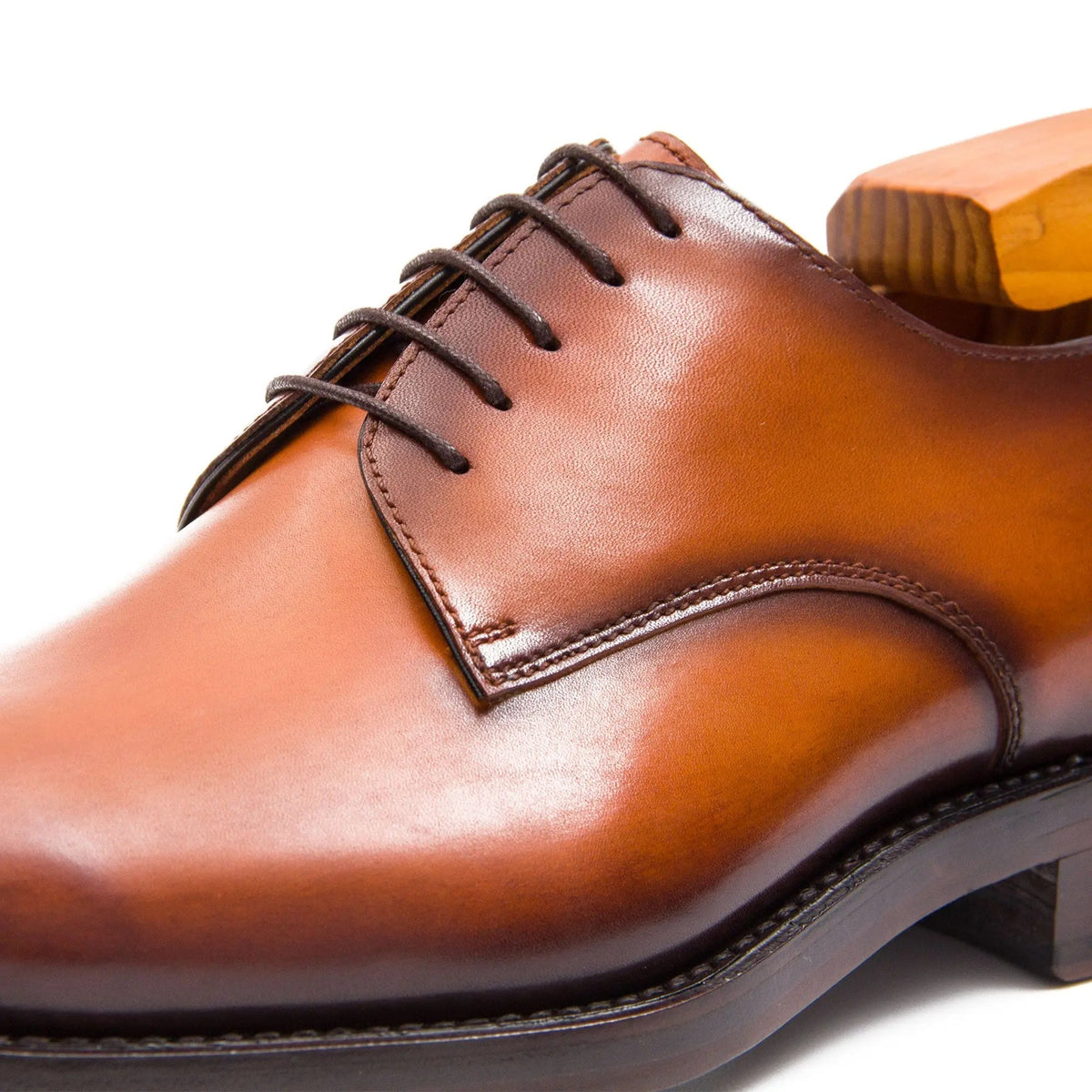 Orange-Brown Square-Toe Derby Shoes with Polished Finish