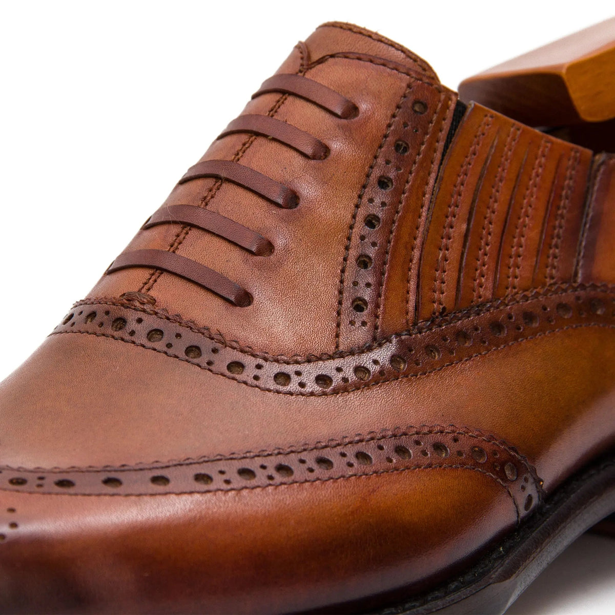 Brown Square-Wingtip Oxford Shoes with Ribbed Sides