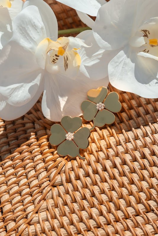 Genlyn Medium Stud Earring