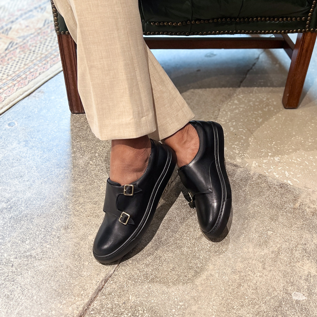 Women's Tosca - Black (Slip-on)