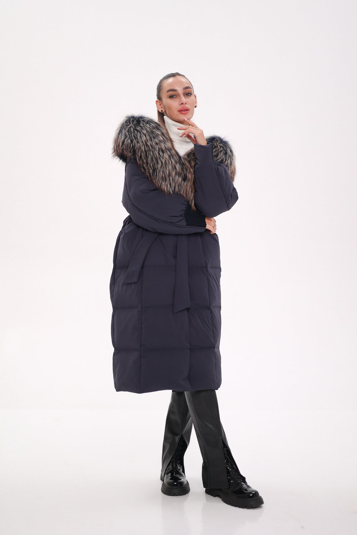Rei Genuine Fur Trim Hooded Down Coat in Navy