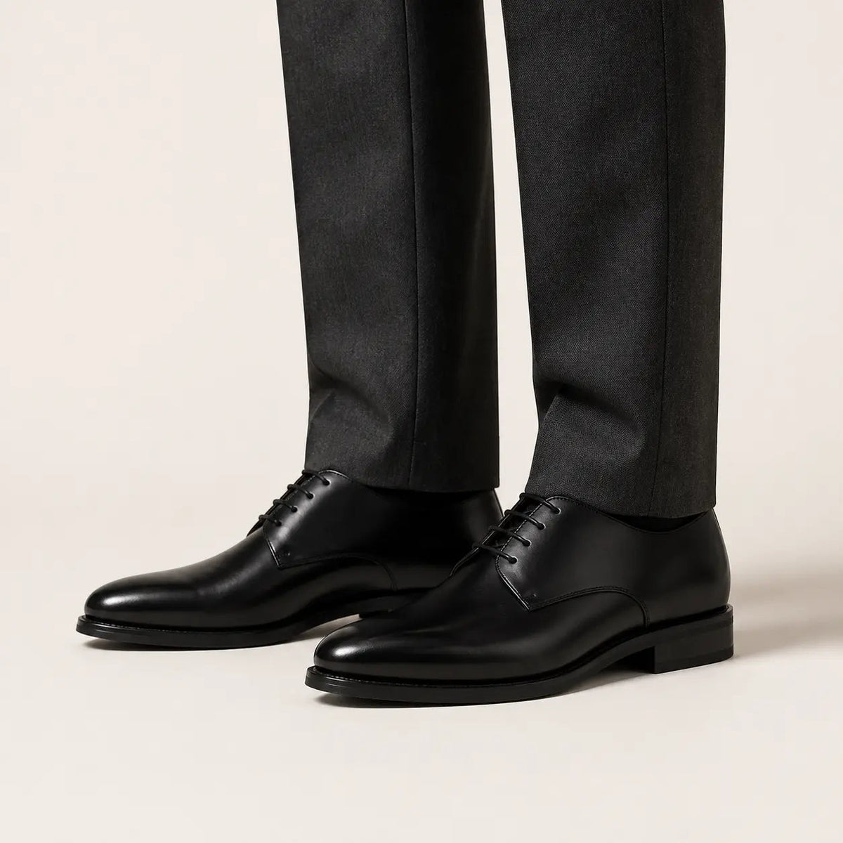 Black Plain-Toe Derby Shoes with Polished Finish