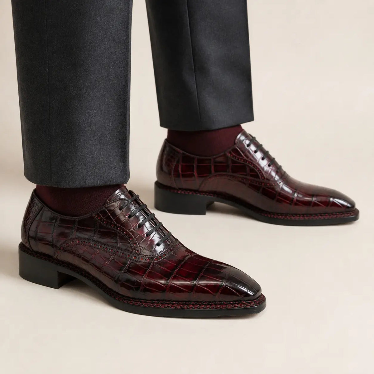 Burgundy Textured Oxford Shoe with Tapered Squared Toe
