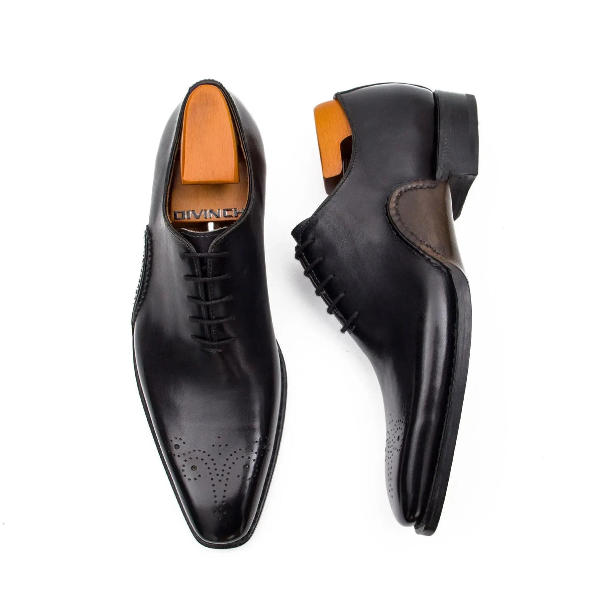Black Square-Toe Oxford Shoes with Toe Medallion