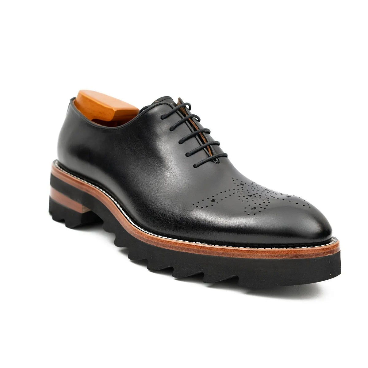Black Round-Toe Oxford Shoes with Brown-Band Lug Sole