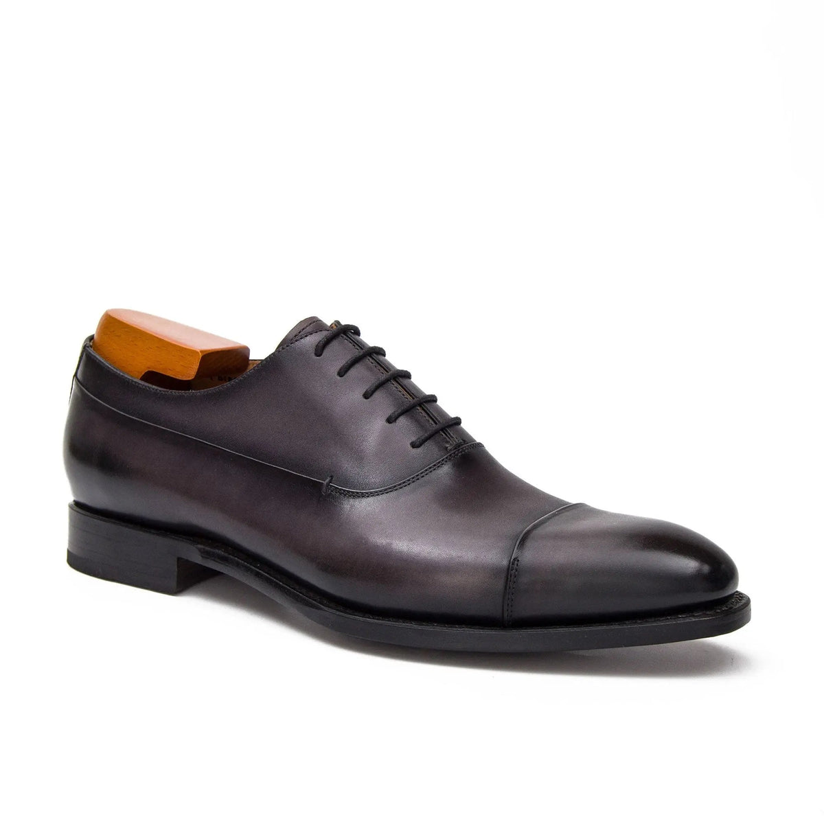 Gray-Brown Cap-Toe Oxford Shoes with Low-Gloss Finish