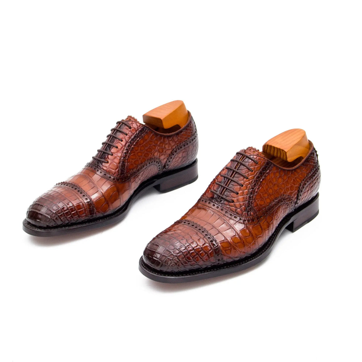 Reddish Brown Cap-Toe Oxford Shoes with Perforated Detail