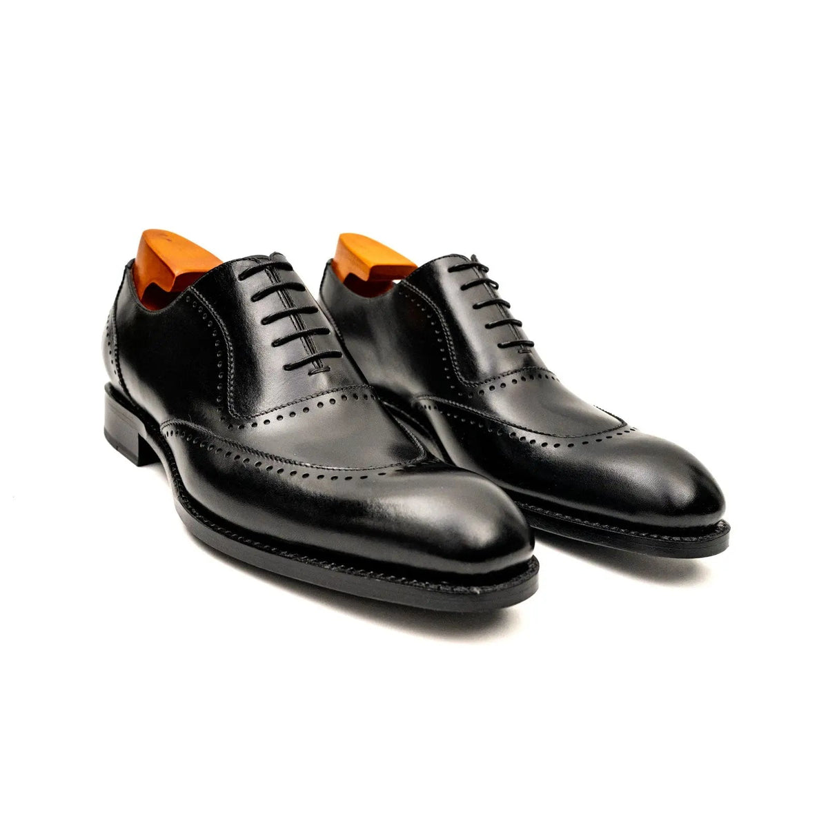 Black Leather Wingtip Oxford Shoes with Glossy Finish