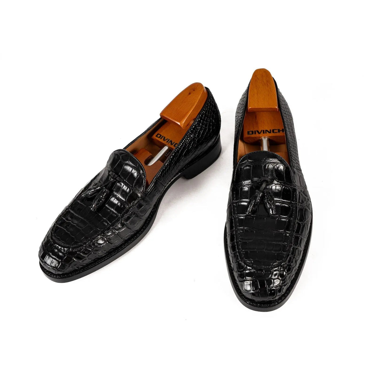 Black Scale-Pattern Tassel Loafers with Apron Toe