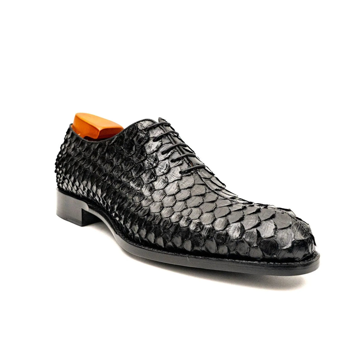 Black Plain-Toe Oxford Shoes with Scale-Pattern Texture