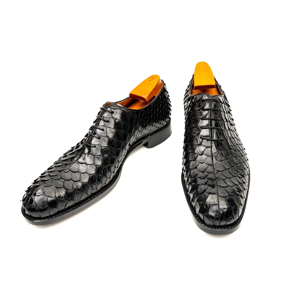 Black Plain-Toe Oxford Shoes with Scale-Pattern Texture