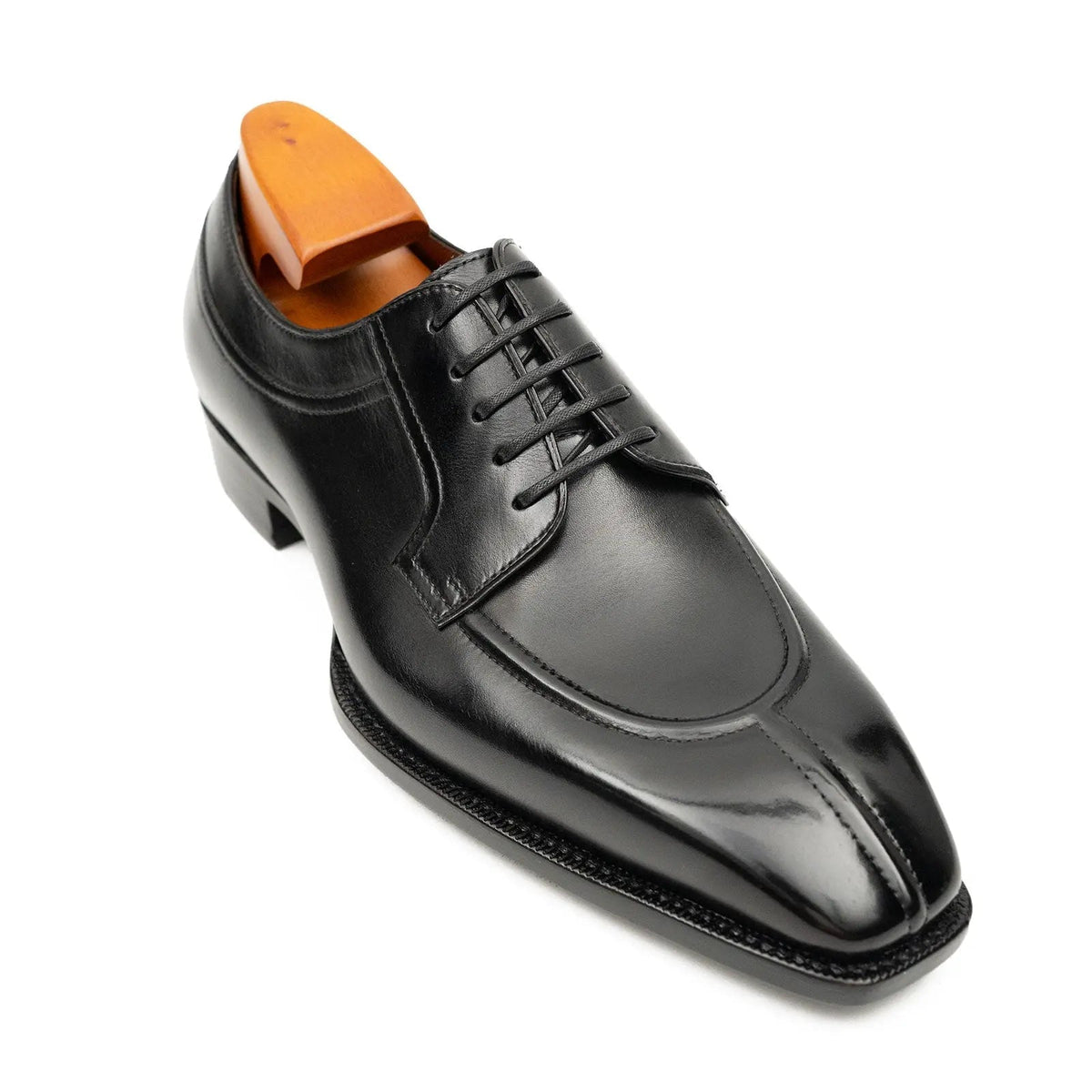 Black Glossy Lace-Up Dress Shoe