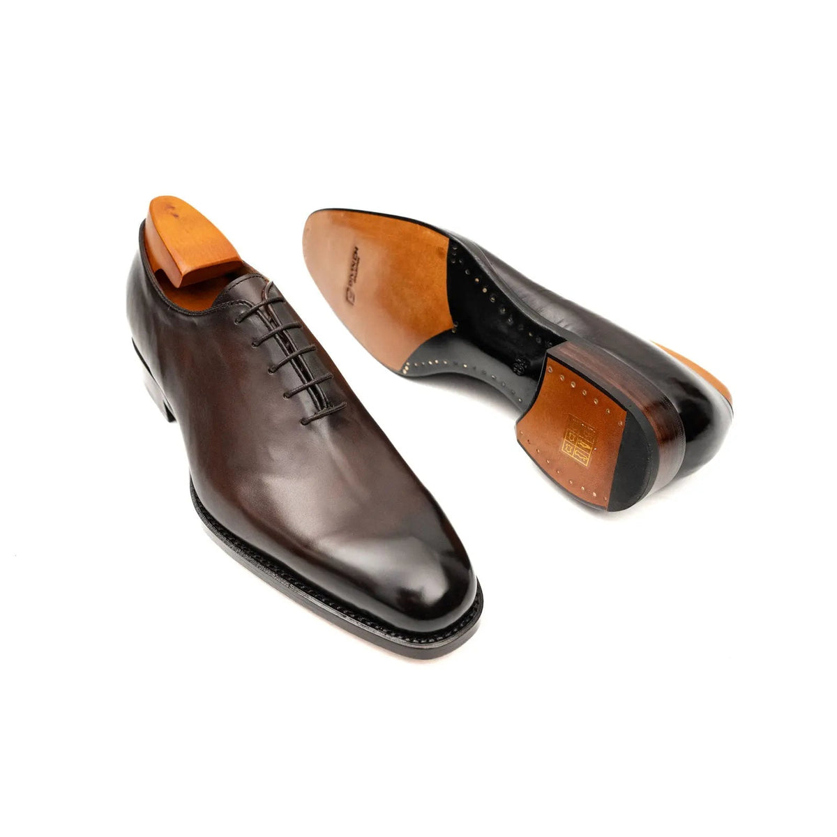 Dark Brown Plain-Toe Oxford Shoes with Polished Finish