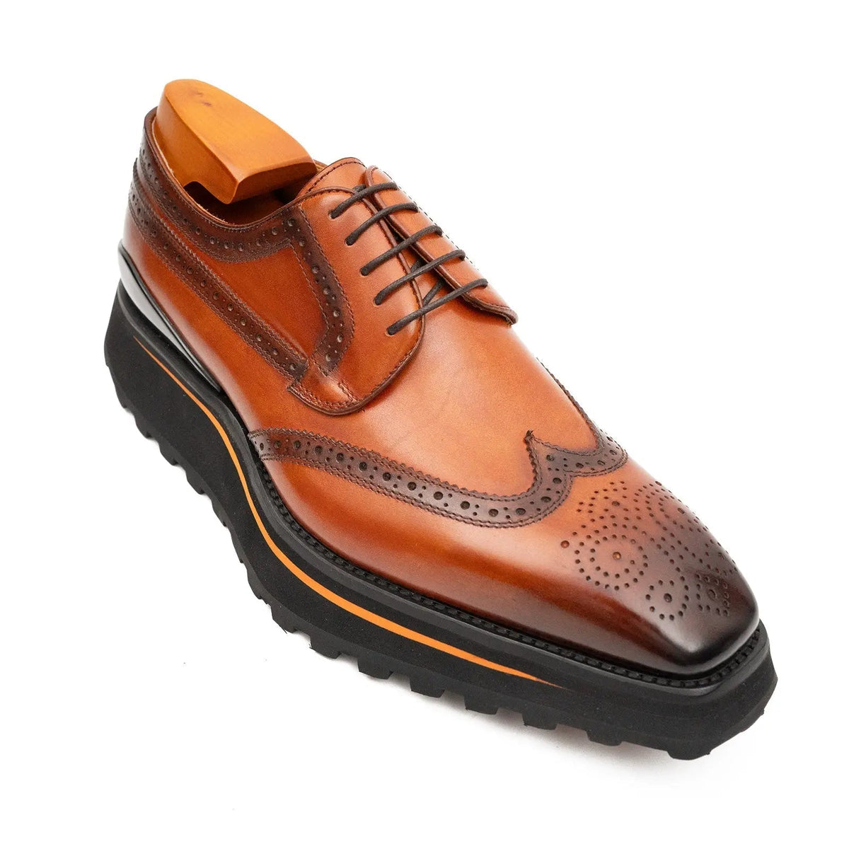 Brown Wingtip Derby Shoes with Brown-Edge Lug Sole