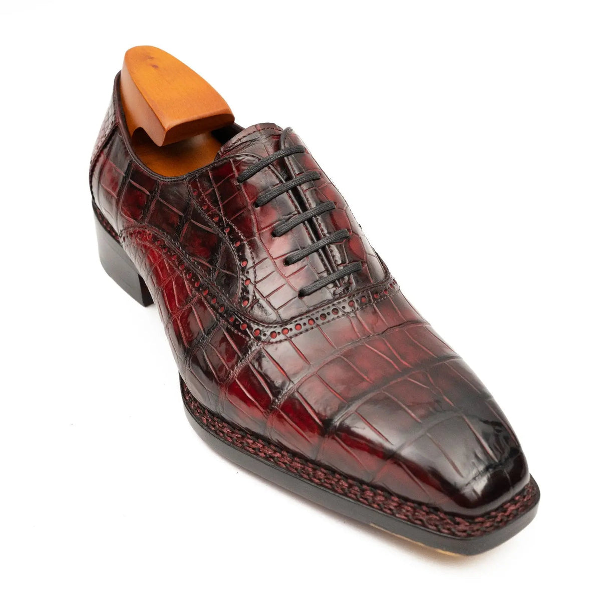 Burgundy Textured Oxford Shoe with Tapered Squared Toe