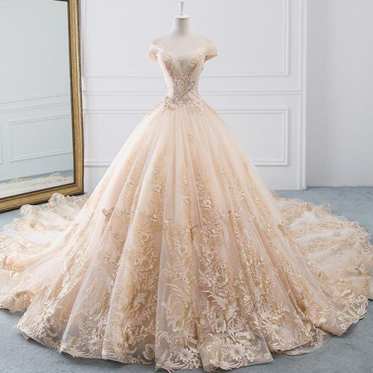 Luxury Sparkly Beading Pearls Wedding Gown EDL78